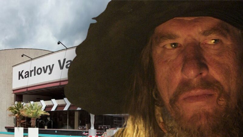 Geoffrey Rush opět ve Varech