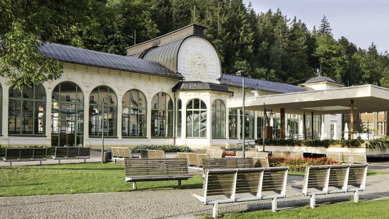 V Janských Lázních vyvěrají tří desítky pramenů