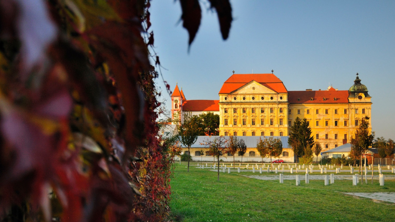 Loucký klášter ve Znojmě se stává centrem společenského života